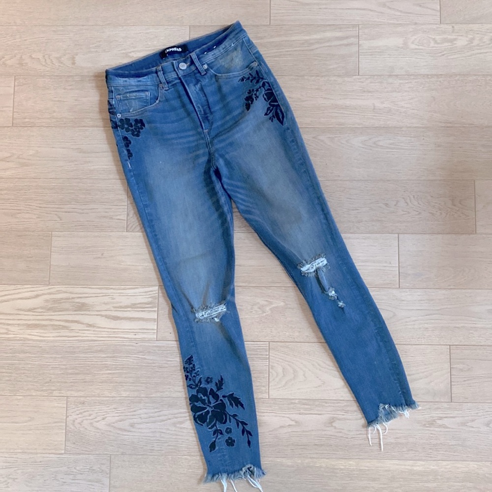 Express | Embroidered Super High Rise Ankle Legging